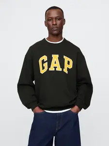 GAP Oversize Sweatshirt with Logo - Men's
