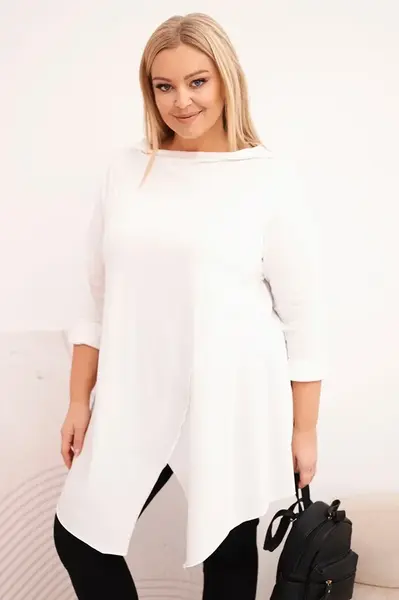 Plus size asymetrická halenka s ohrnutými rukávy