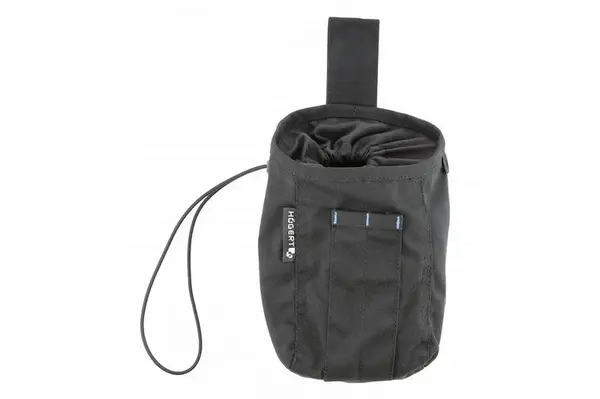 Černá kapsa na hřebíky