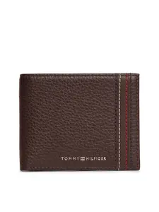 TOMMY HILFIGER Peňaženka 'CENTRAL'  hnedá