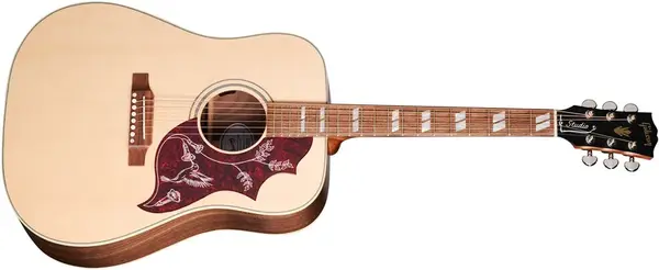 Gibson Hummingbird Studio Walnut Natural