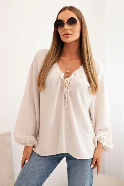Kesi Włoski Dámská blůza s viskózou, s nařaseným výstřihem a ozdobou béžová