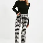 Dámské kalhoty Trendyol Plaid