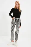 Dámské kalhoty Trendyol Plaid