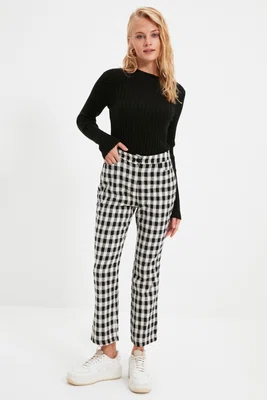 Dámské kalhoty Trendyol Plaid