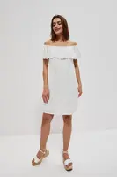 Prolamované šaty s odhalenými rameny