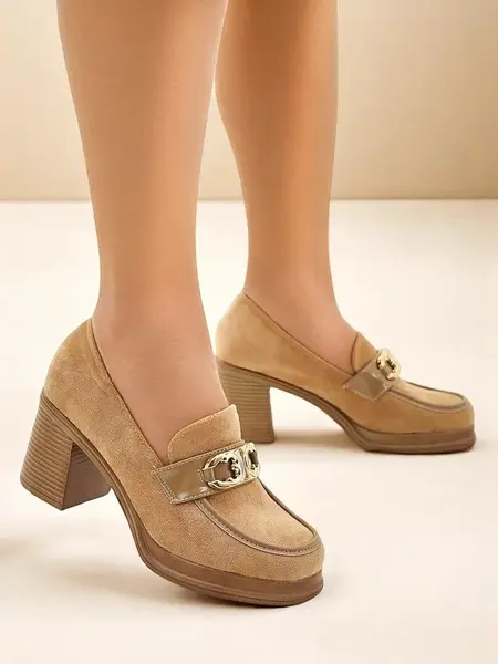 Resti Women's loafers with a block heel Qeroy