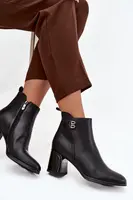 Boto Zateplené dámské kotníkové boty z pravé kůže na podpatku Černé Jovelle