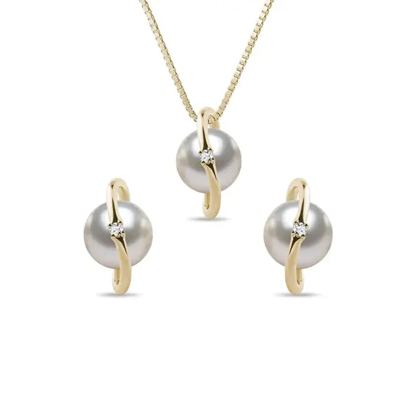 Perlová souprava ve žlutém zlatě KLENOTA