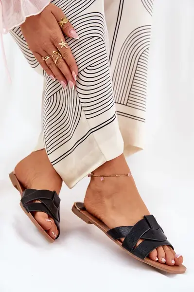 Boto Ploché Dámské Pantofle S Proplétajícími Se Pásky Černé Selaenor