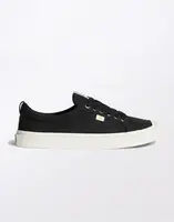 Cariuma OCA Low Black 43