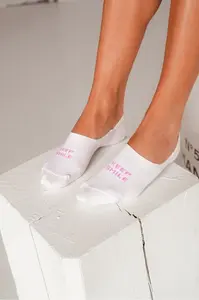 Milena Dámské ponožky microstopky z bavlny KEEP SMILE Bílá-Růžová