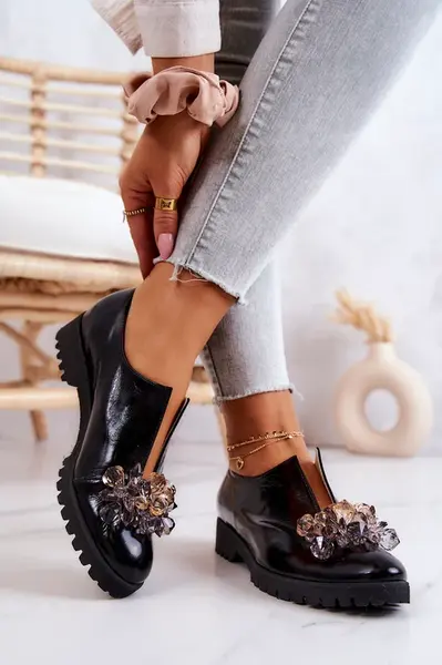 Boto Elegantní Kožené Boty S Ornamentem černe Cindy