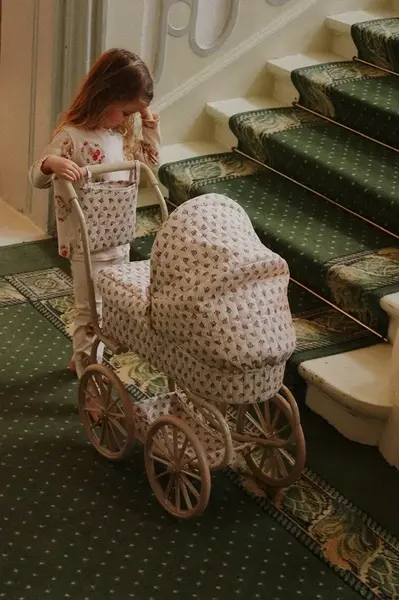 Kočík pre bábiky Konges Sløjd MINNIE DOLL PRAM