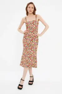 Trendyol černé šaty na ramínka