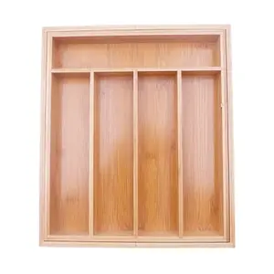 Dřevěný příborník Sten, bambus, posuvný