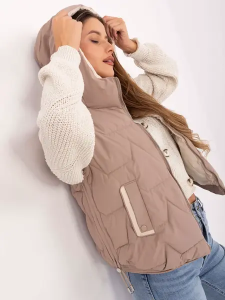 Vest-MBM-KZ-2502.27-dark beige