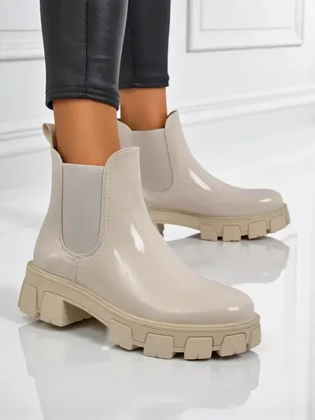 Resti Calista Weide Ankle Boots