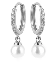 Troli Půvabné kruhové náušnice s krystaly a perlou VREPE003SI