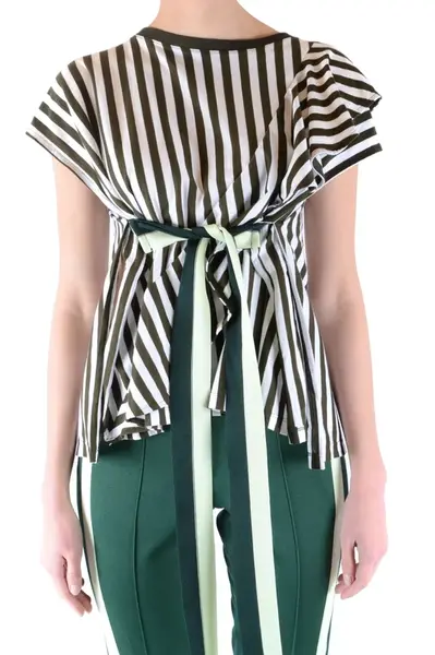 Pruhovaná halenka s krátkým rukávem