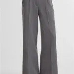 Women's wide-legged trousers grey