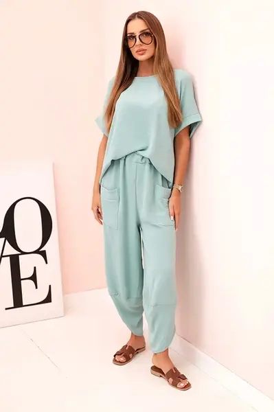 Kesi Włoski Komplet z viskózy blúzka + nohavice tmavá mäta