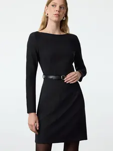 Trendyol Šaty  čierna