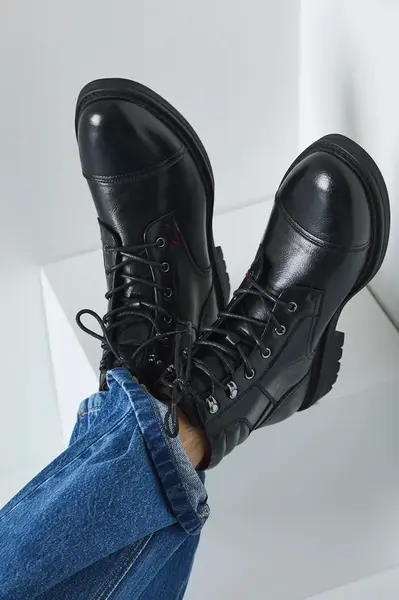 Členkové topánky Medicine