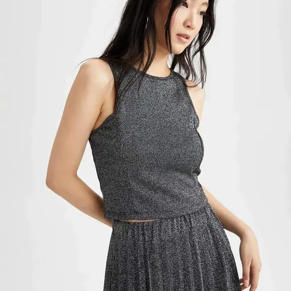 DEFACTO Sleeveless Knitted Crop Top