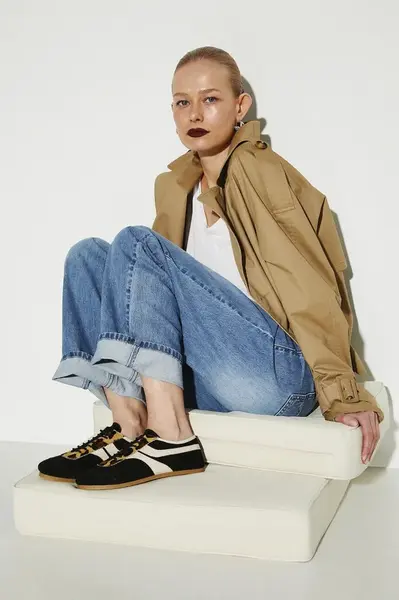 Semišové tenisky Medicine