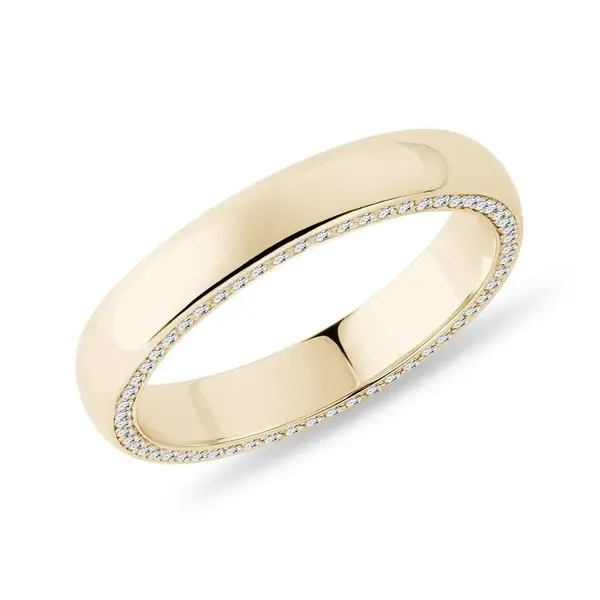 Dámský snubní prsten ve žlutém zlatě s diamanty po obvodu KLENOTA