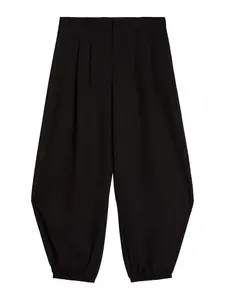 Bershka Plisované nohavice  čierna