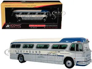 1959 GM PD4104 Motorcoach Bus "Greyhound" Silver and Cream with Blue Stripes "Vintage Bus &amp; Motorcoach Collection" Limited Edition Limited Editio