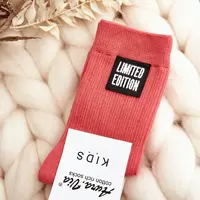 Aura.via Dětské Hladké Ponožky S Nášivkou Růžové