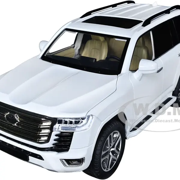 Toyota Land Cruiser White 1/24 Diecast Model Car