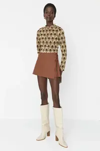 Trendyol hnědá krajková a očková detailní tkaná sukně šortky