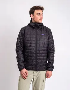 Patagonia M's Nano Puff® Hoody Black L
