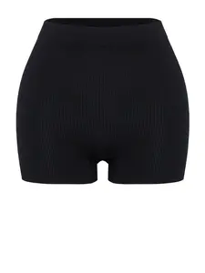 Trendyol Nohavičky  čierna