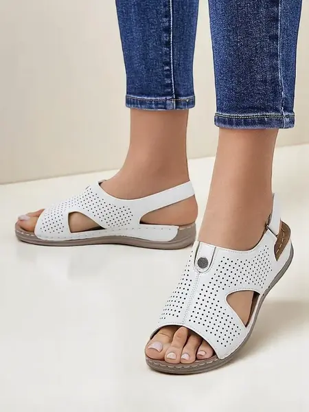 Resti Women’s openwork sandals Leminni