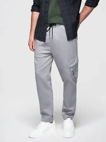 Ombre Men's knitted joggers with cargo pockets - light grey