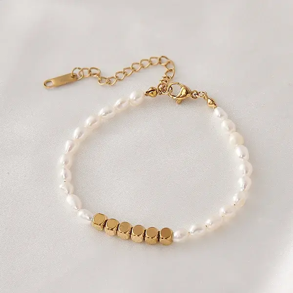 Fashionable Natural Freshwater Pearl & Cube Stainless Steel Beaded Bracelets for Women