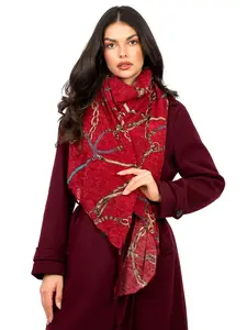 Červený dámský šátek