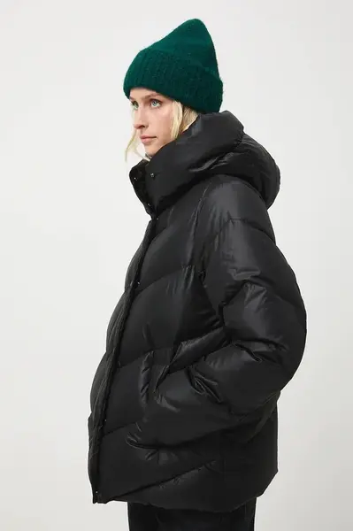 Péřová bunda Medicine