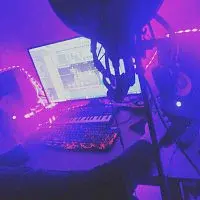 Mack Peat – Kovadlina Lží