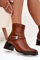 Kožené dámské boty na podpatku s přezkou Zazoo