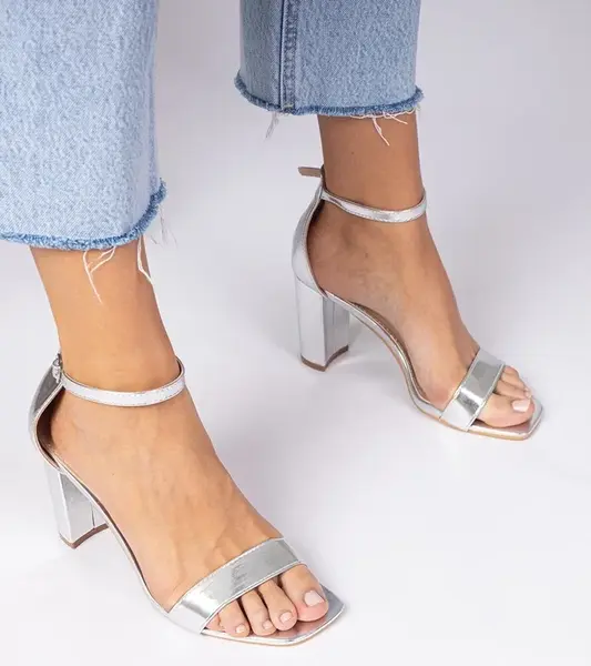 Gemre Silver high block heel sandals Kasedi