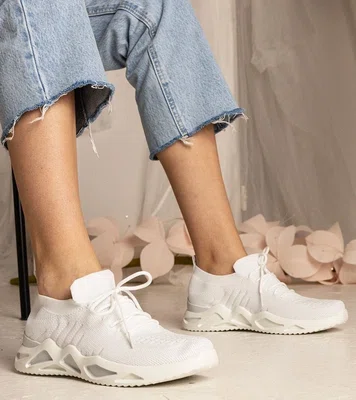 UR/CEO White women's sneakers with sock-like upper Miyana
