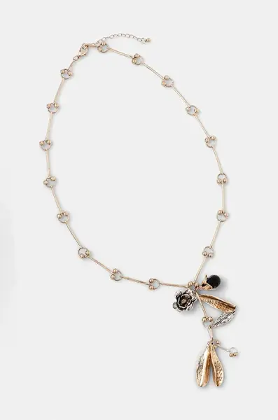 Náhrdelník Medicine