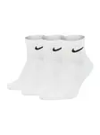 NIKE Športové ponožky  čierna / biela