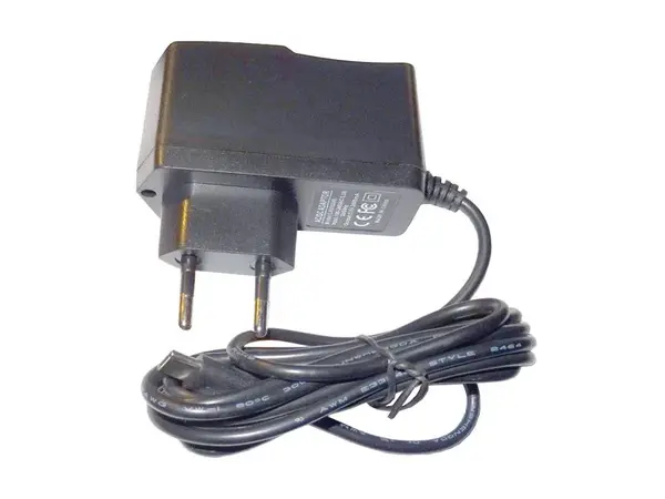 Nabíječka telefonu, síťový adaptér USB 5V/2,4A spínaný, koncovka USB C HADEX